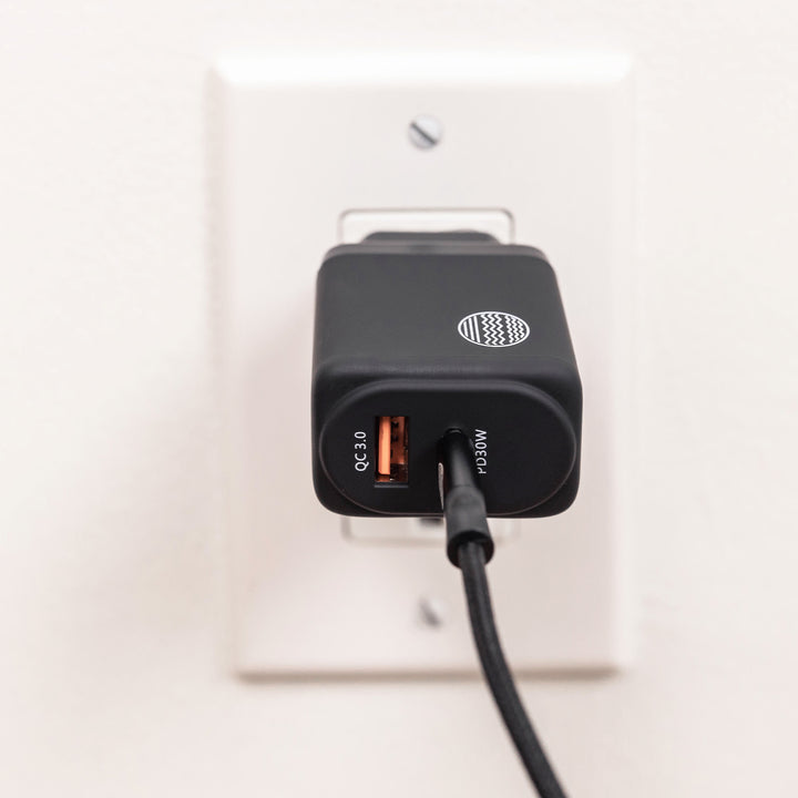 30W USB-A + USB-C Wall Charger (EU port)