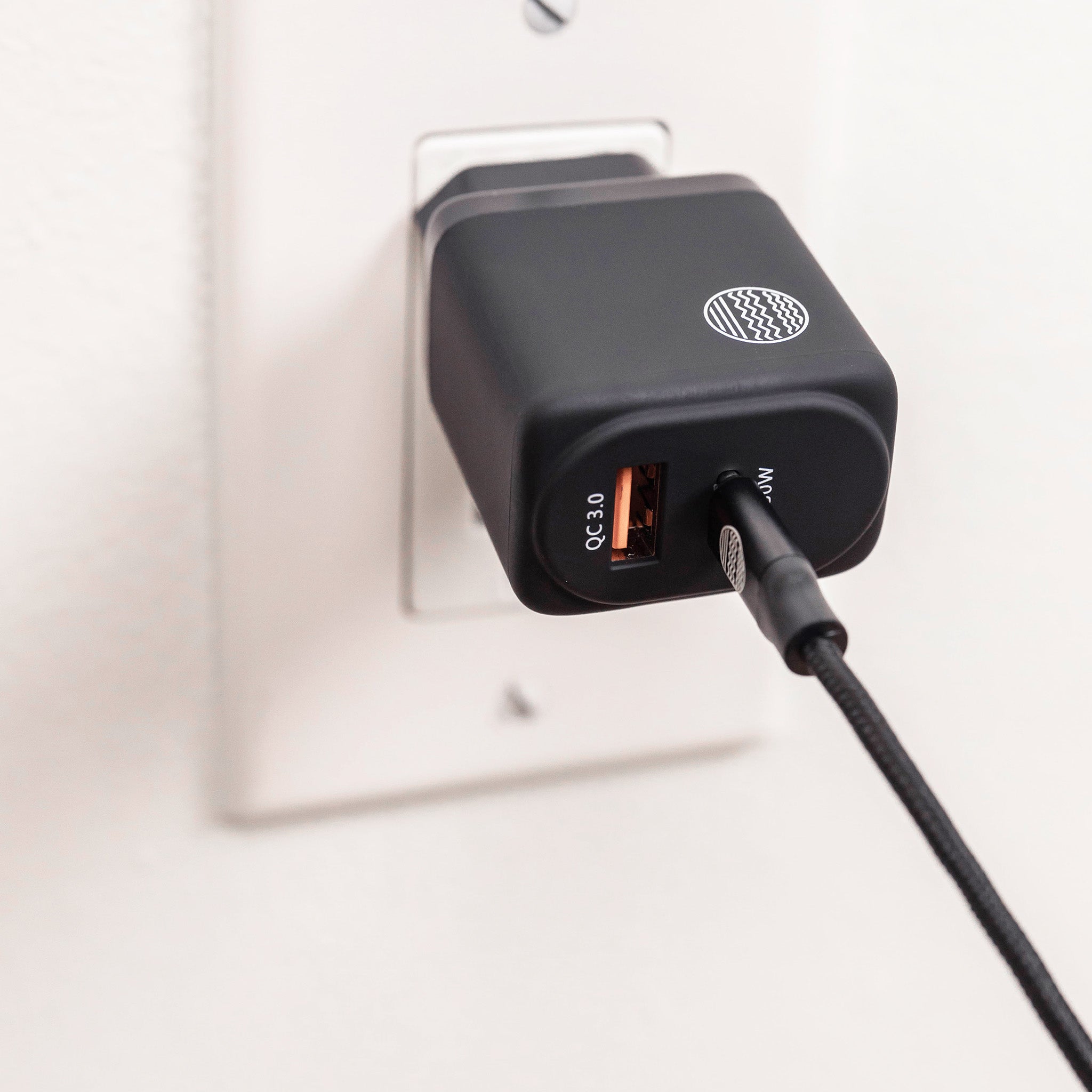 30W USB-A + USB-C Wall Charger (EU port) – Our Pure Planet